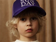 Mini Rodini purple sunday trucker kasket